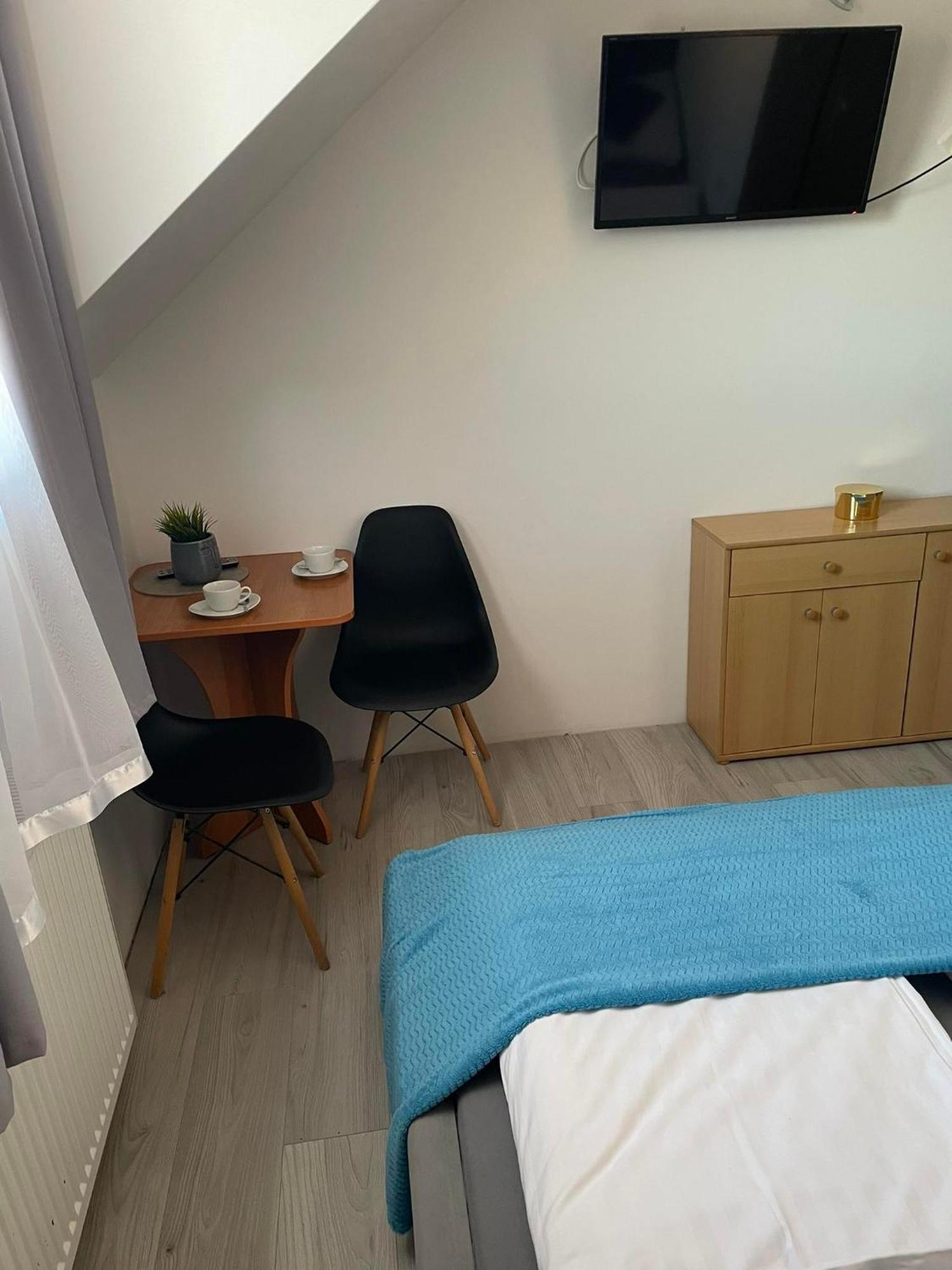 Pokoje I Apartamenty Polna 19 Niechorze Zimmer foto